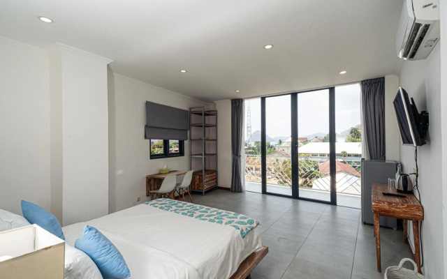 Komodo Suites Downtown – Guest Rooms – Labuan Bajo
