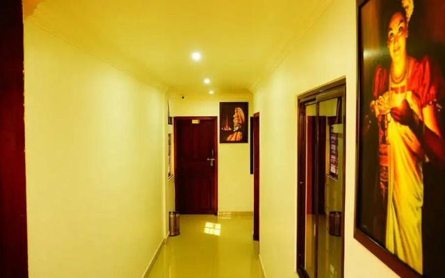 Thayamkery's Royal inn