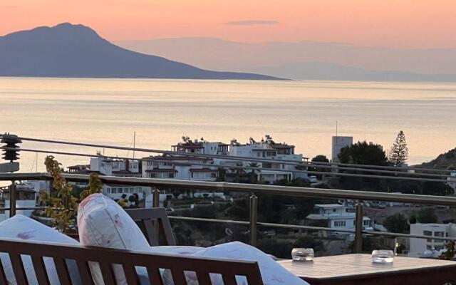 House Within 5 Min Walk to Beach in Akyarlar