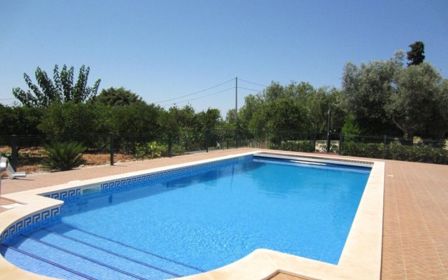 Villa With 4 Bedrooms in Silves, With Wonderful Mountain View, Private