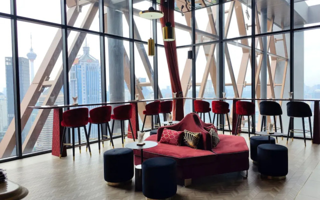 Scarletz Suites KLCC by Mykey