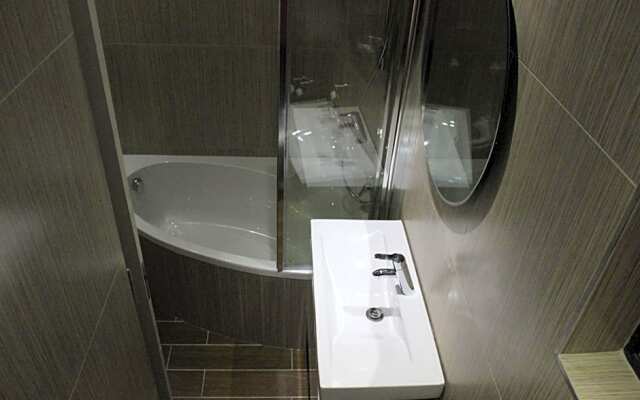 Travel Lodge