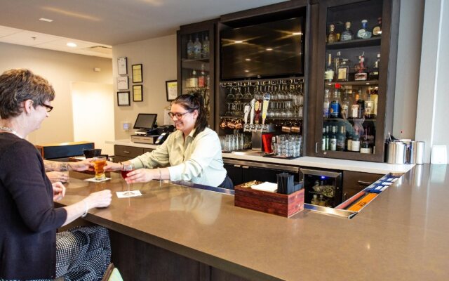 Holiday Inn Knoxville N - Merchant Drive by IHG