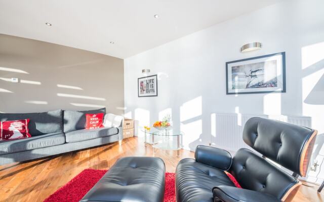 Exclusive Excel London Apartment