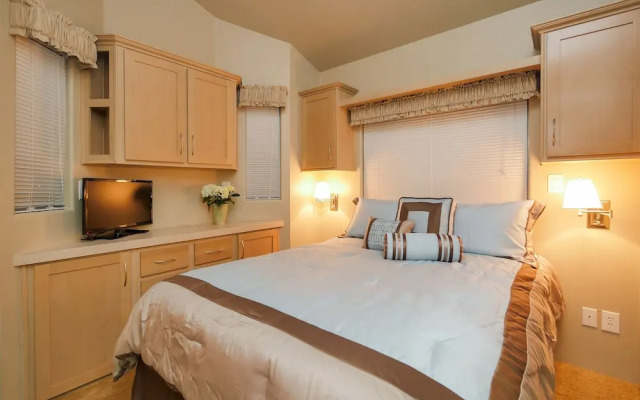 Golden Village Palms RV Resort