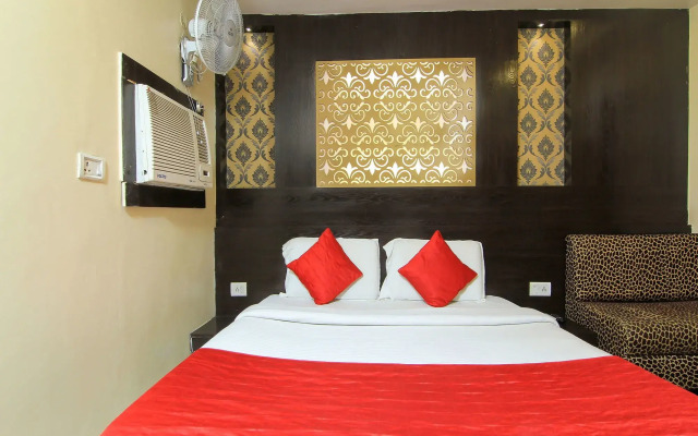 OYO 2000 Hotel Yash