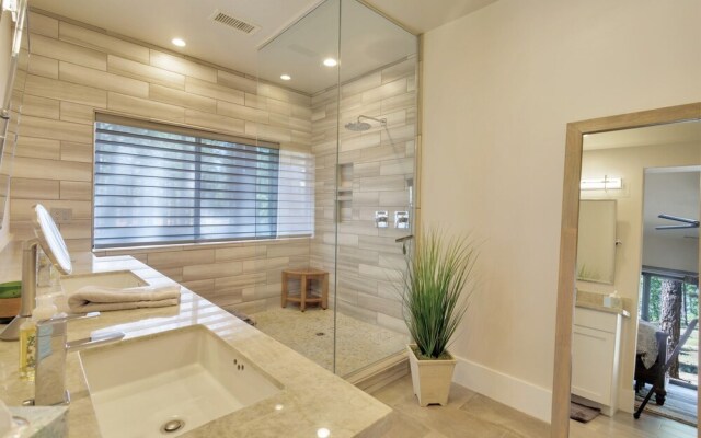 Flag Golf 3 Bedroom Home