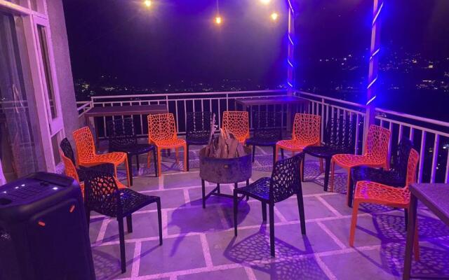 Hotel Grand Oasis Manali