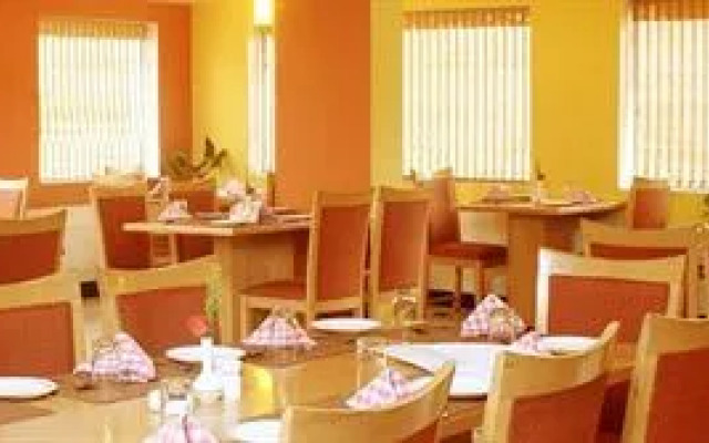 Hotel MB International - PALACE SIDE