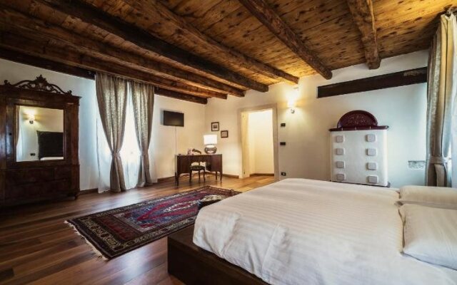 Relais Villa Gozzi B&B