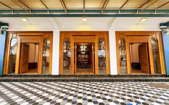 Zhouhao Hotel