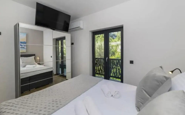 Luxury Villa Lucija