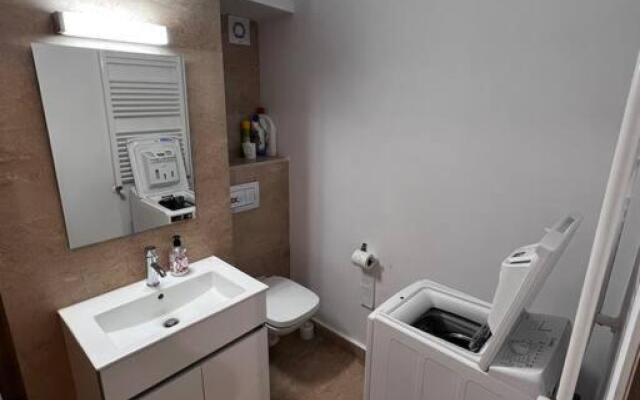 2 rooms apartment Airy & Bright