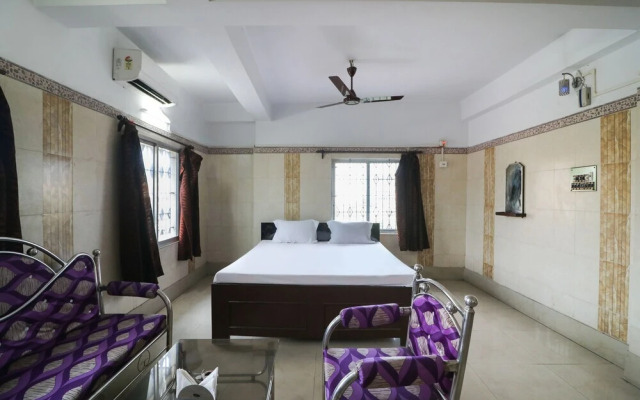 Silver Woods by OYO Rooms