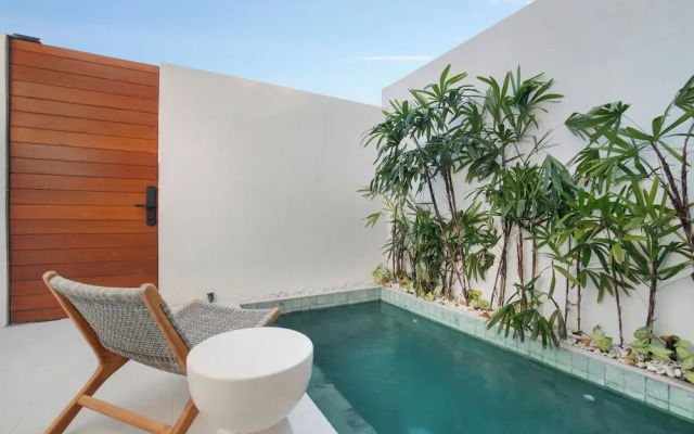 The Oasis II Townhouses by BREIG