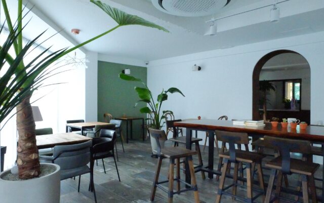 Hostel Espace