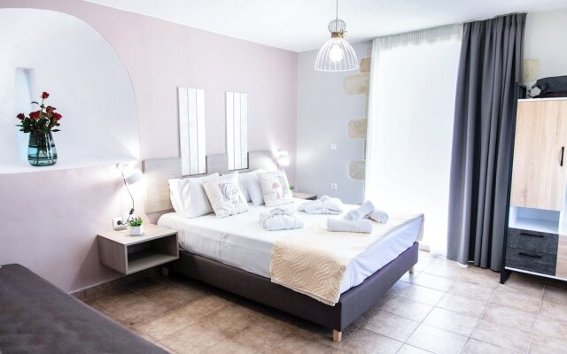 Hem Borta Villa - Next To Platanias, 2min From Beach