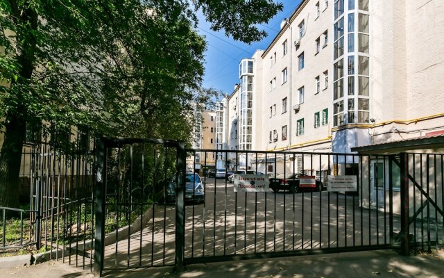 GM Apartment Bolshaya Tatarskaya 30