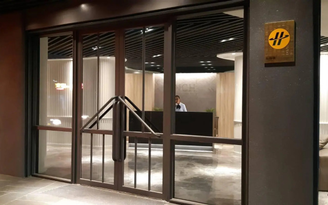 New California Hotel