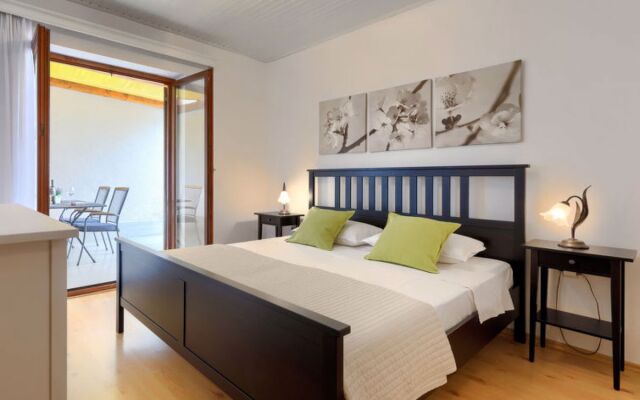 House Lupetina Moniga del Garda