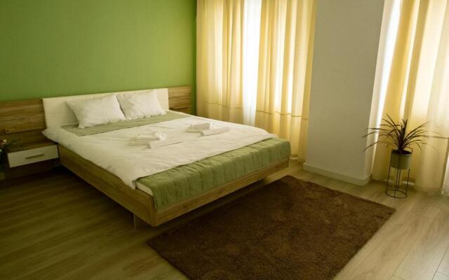 Lara 65 - Cozy & Modern Apartment @ Conest