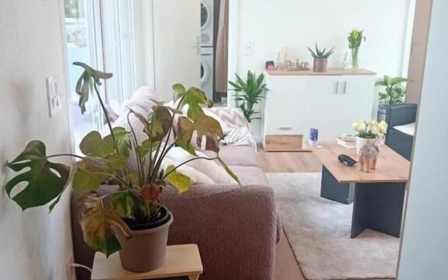 Zurich Airport Cozy Studio – Guest Rooms – Oberglatt