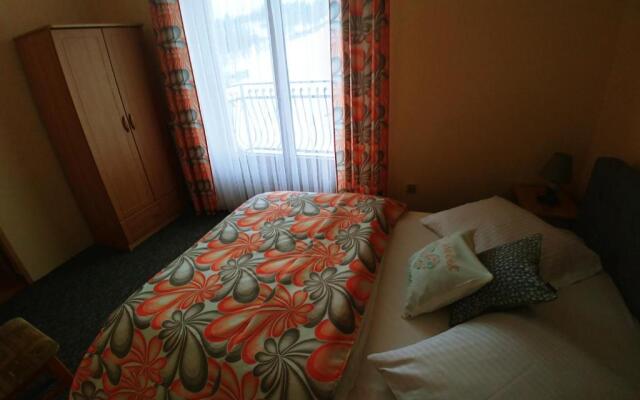 U Hani w pobli?u Gor?cy Potok i Termy