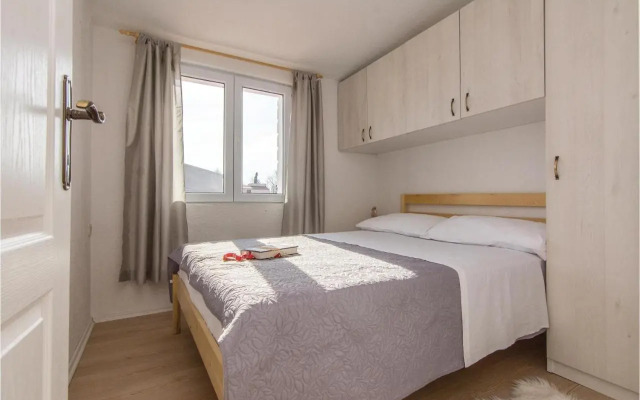 Two-Bedroom Holiday Home in Privlaka-Sabunike