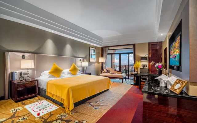 Kaiping Jade Bay Funyard Phoenix Hotel