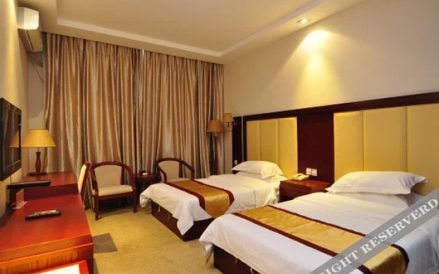 Fortune Hotel