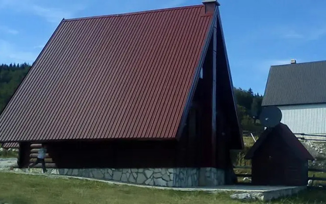 Lodge Bambi Savin Kuk