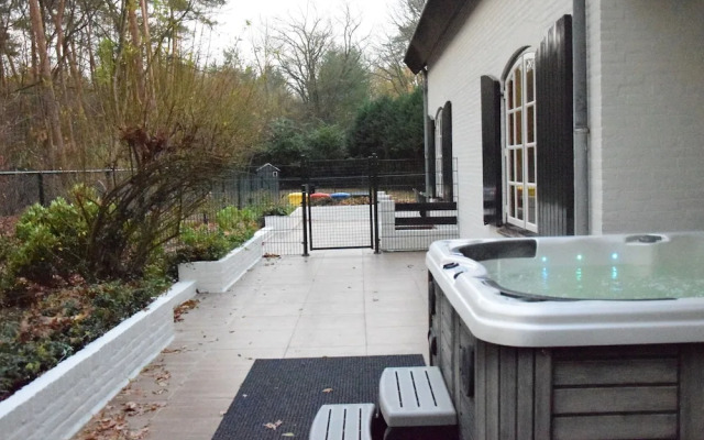Spacious Villa Near Arcen in a Wooded Area