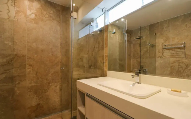 w Sensational 1BR With Private Pool in Barranco