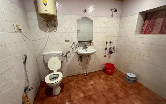 Skyland Guest House