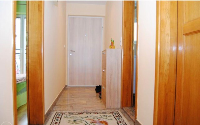 Apartment With 3 Bedrooms in Sarajevo, With Wifi - 7 km From the Slopes