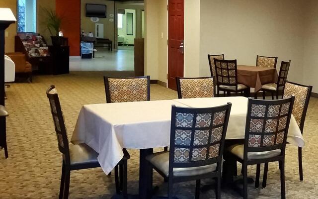 MainStay Suites Coralville - Iowa City
