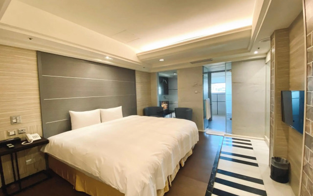 Burgary Hotel