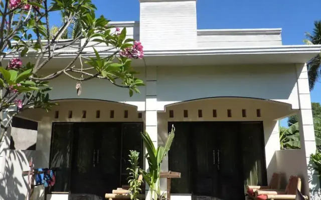 THE LAWAS Guesthouse