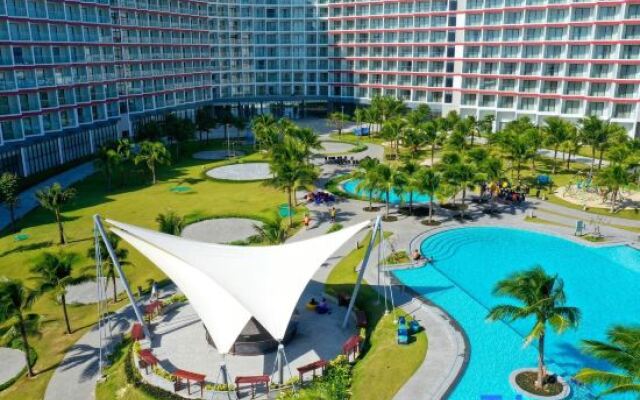 The Oceanfront Apartment At Cam Ranh