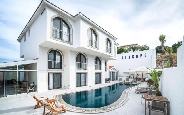 Alacope Alaçatı +12