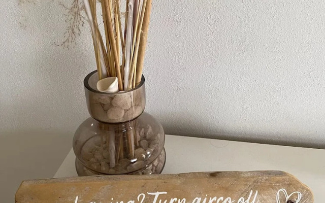 Palm Beach Vacaysuites - Coconut Suite - Top Floor