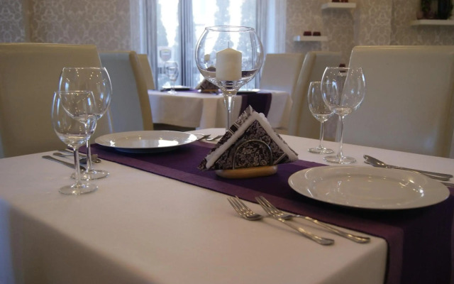 Petrus Hotel