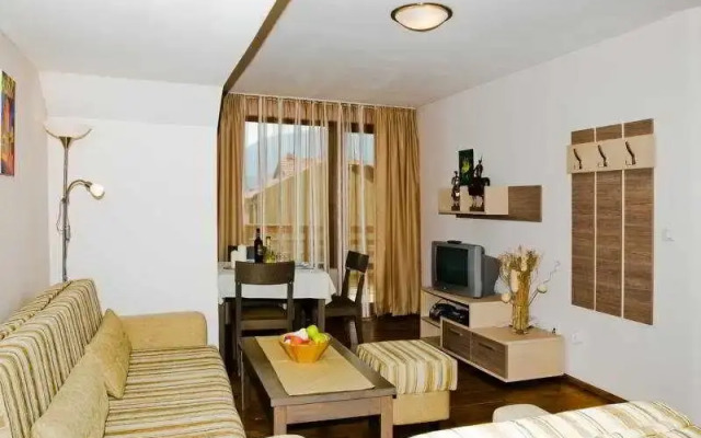 Eagles Nest Aparthotel