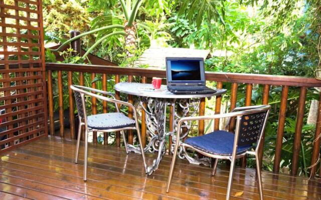 9 on Heron Bed & Breakfast