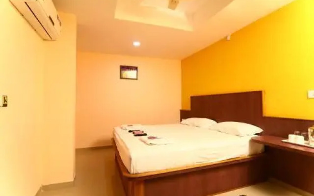Avinashi Suites