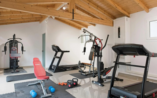 Palapart Gikas Suites And Studios