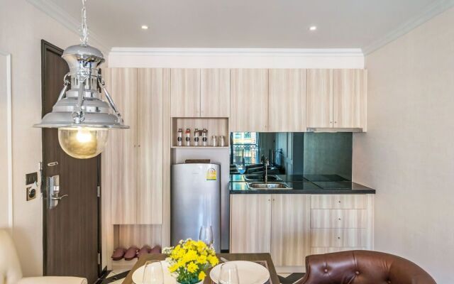 Venetian Suites by Favstay