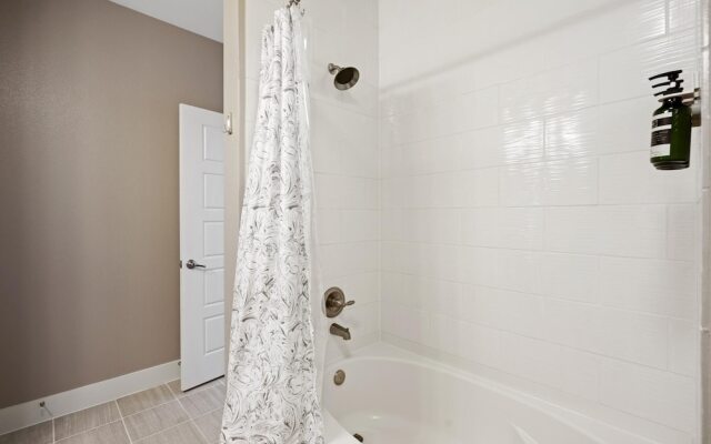 Frisco Spacious 2BD 2BA Apartment