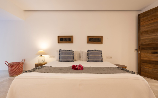 El Careyes Club & Residences