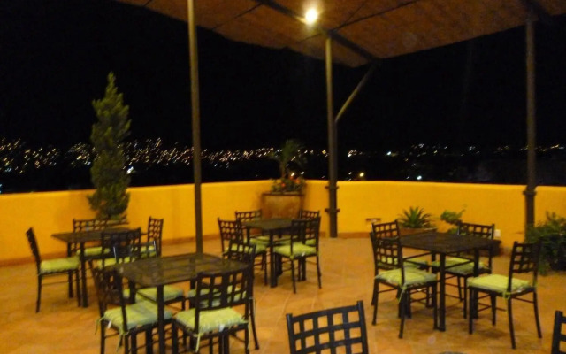 Hotel Antiguo Fortin